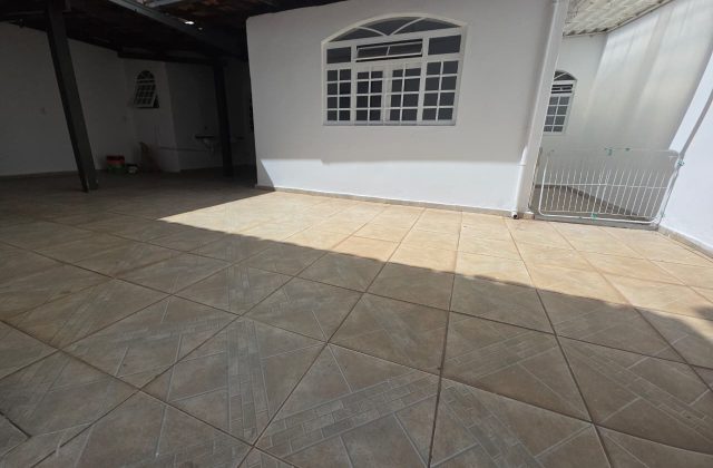 037e4f3e-a19e-43d9-ac9d-4fecf934f165