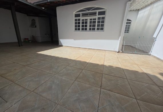 037e4f3e-a19e-43d9-ac9d-4fecf934f165