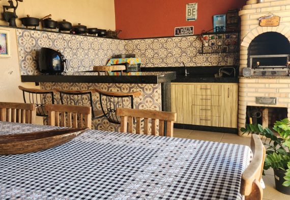 07ed005e-9490-4b9b-b977-7f4b587152ff