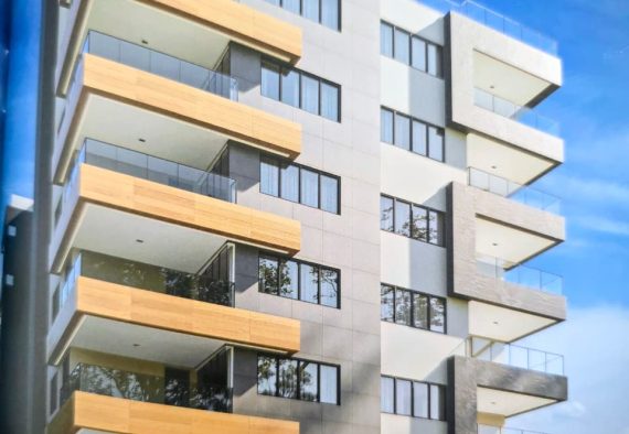 099ff9ee-0532-4076-bbda-e077c56e0b16