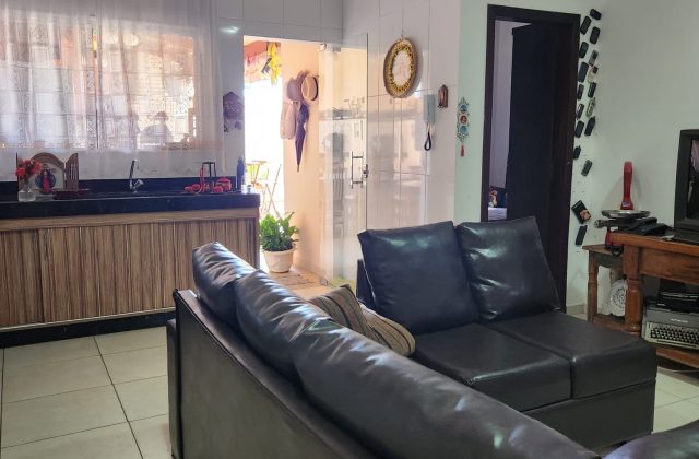 0fa1cdff-fa99-482c-a7ce-98ea4d937040