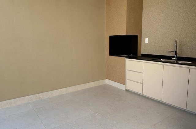 1c953810-b527-4b19-b5a1-0780021507c2