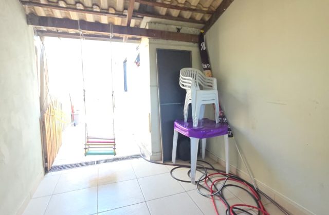 1e4c8e38-d7a9-4e65-b717-fa7ef6eedff0