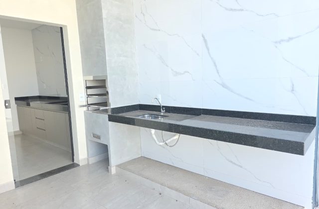 4b71b962-7d33-4876-a4de-094c068fb7ca