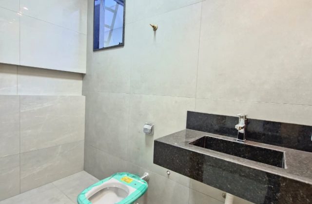 4e25cbe5-4c44-485e-80ec-c0472deb7fad