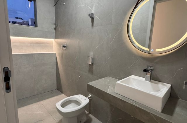 5553451a-4ba7-4247-81a2-6854b3d966c9