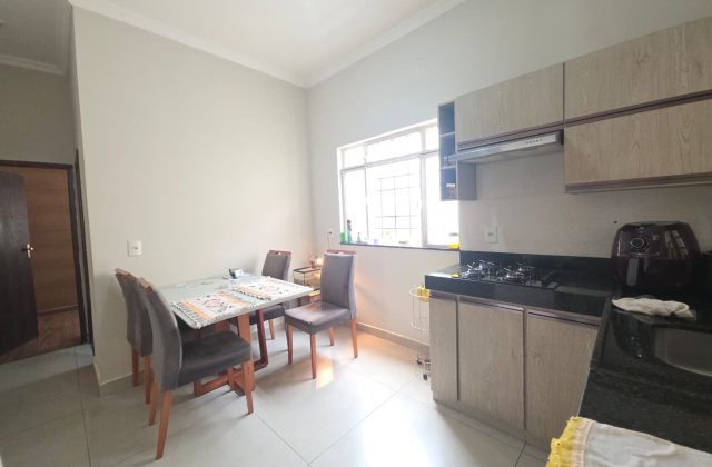 7cb81579-6243-4e52-a4e5-89df4f8f5df1