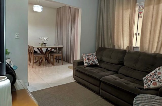 84c1d0bc-212b-4fc4-8d85-0c4511adf4c1