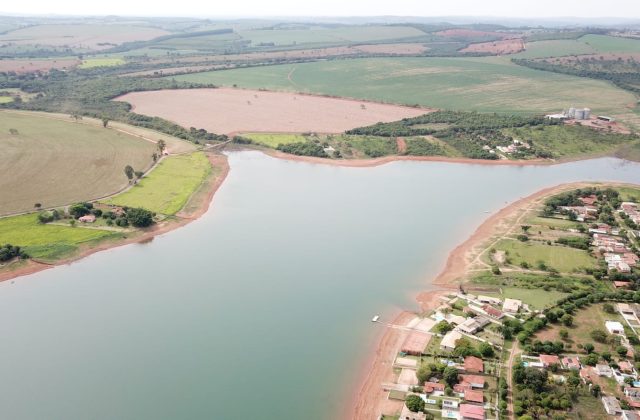 88921a27-4644-4e67-b7e8-33b75396c776