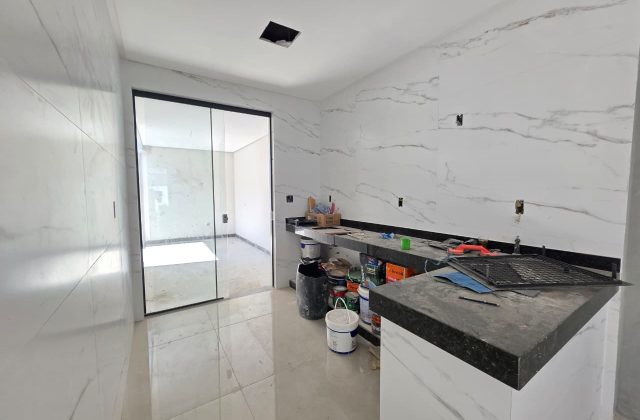 8f088bca-4a52-482a-ae23-1017fd4e950c