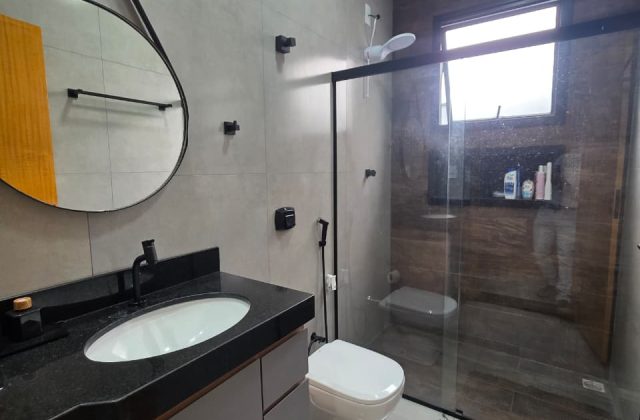 9d0e8527-c3ff-469d-a860-208272e902f3