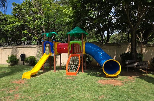 abd7c52f-a669-45d0-a644-a6b60b0d19cd