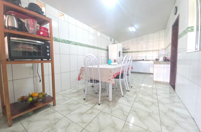 b25aec06-86e1-4c94-a41c-e39ecbe32466