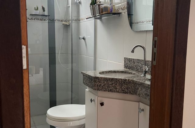 b413ccf9-3918-4992-a08b-9b33f29ea152