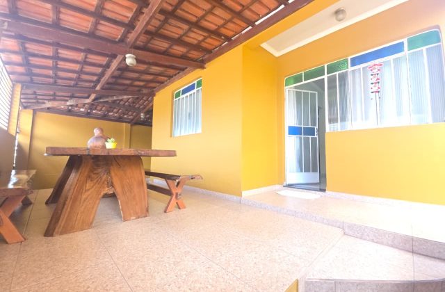 b48e6b46-9c00-459f-8860-a4d8630ff478