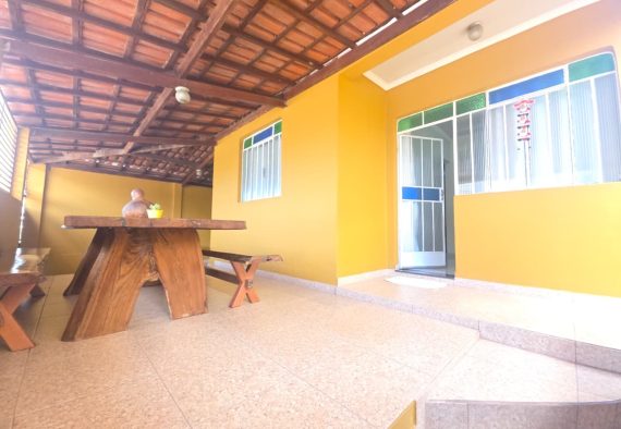 b48e6b46-9c00-459f-8860-a4d8630ff478