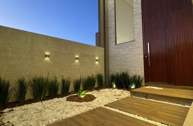 d1c6f3b3-6196-4672-8d7f-f51539401235