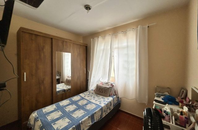 d2ff2236-b1a9-4c47-a08b-40ab47711b80