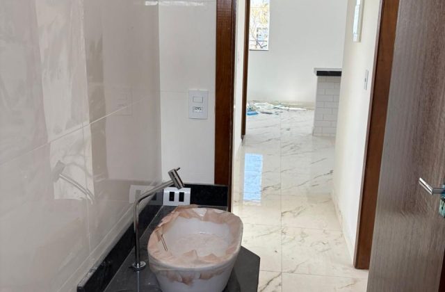 d5c6f4c7-353e-4b98-840f-f5fbc3ef4777