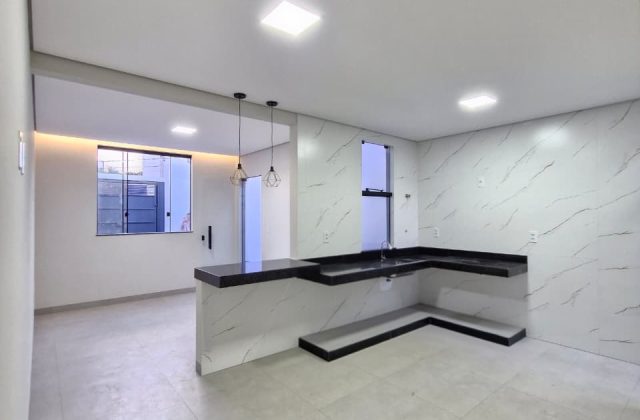 d5da39db-636d-41db-866c-745d14f3573a