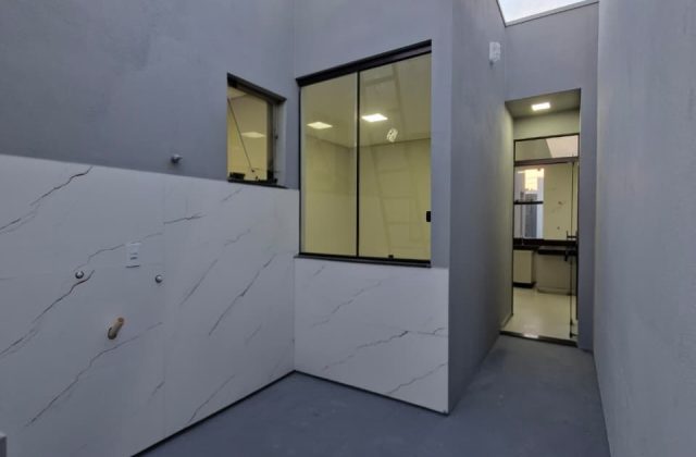 e7ec2def-a0ae-49e4-975b-b979048f6bae